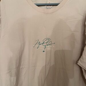 Jordan shirt Size 3XL fits more like 2XL